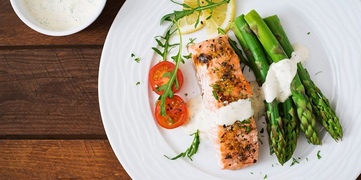 The Foods to Avoid and Opt for before Bedtime Salmon