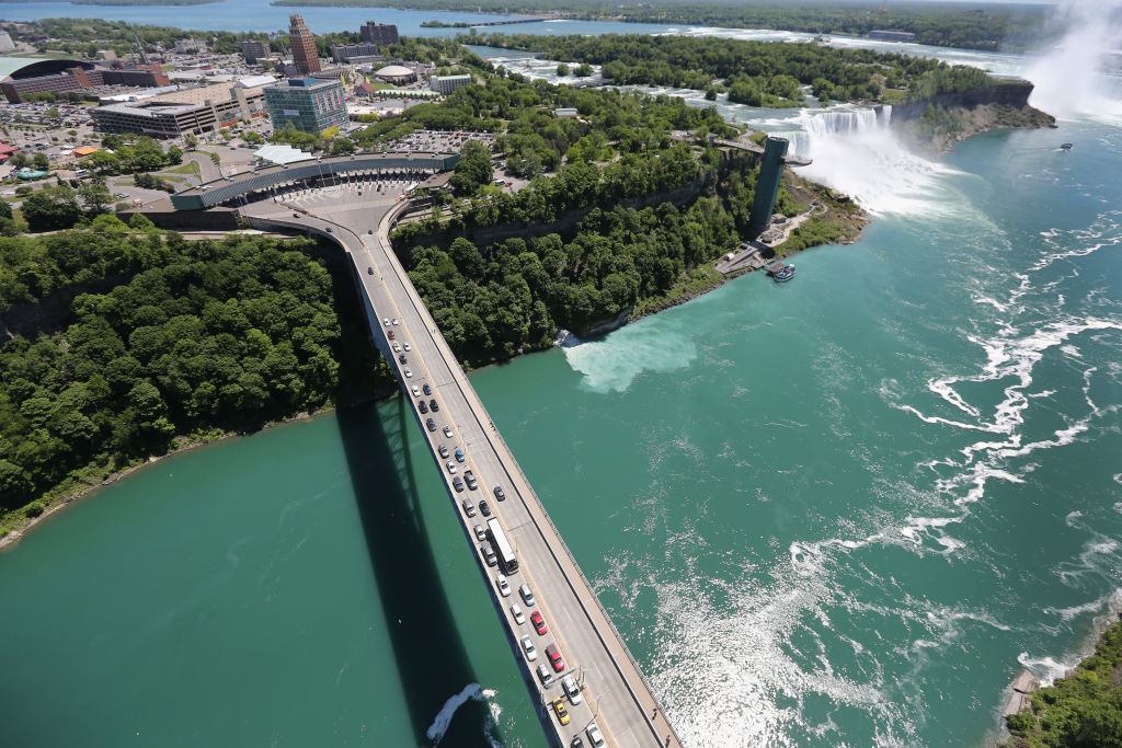 Canadian American border