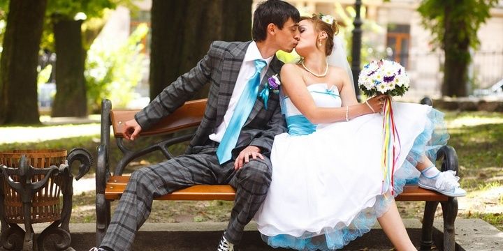 6 Dress Code Principles for Every Bride to Follow Too much creativity