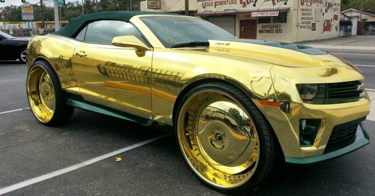 golden car