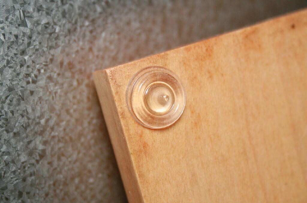 Cabinet door stoppers