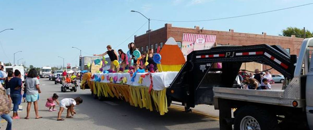 71st Annual Wetumka Sucker Day parade