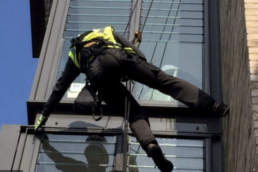 WindowCleaner